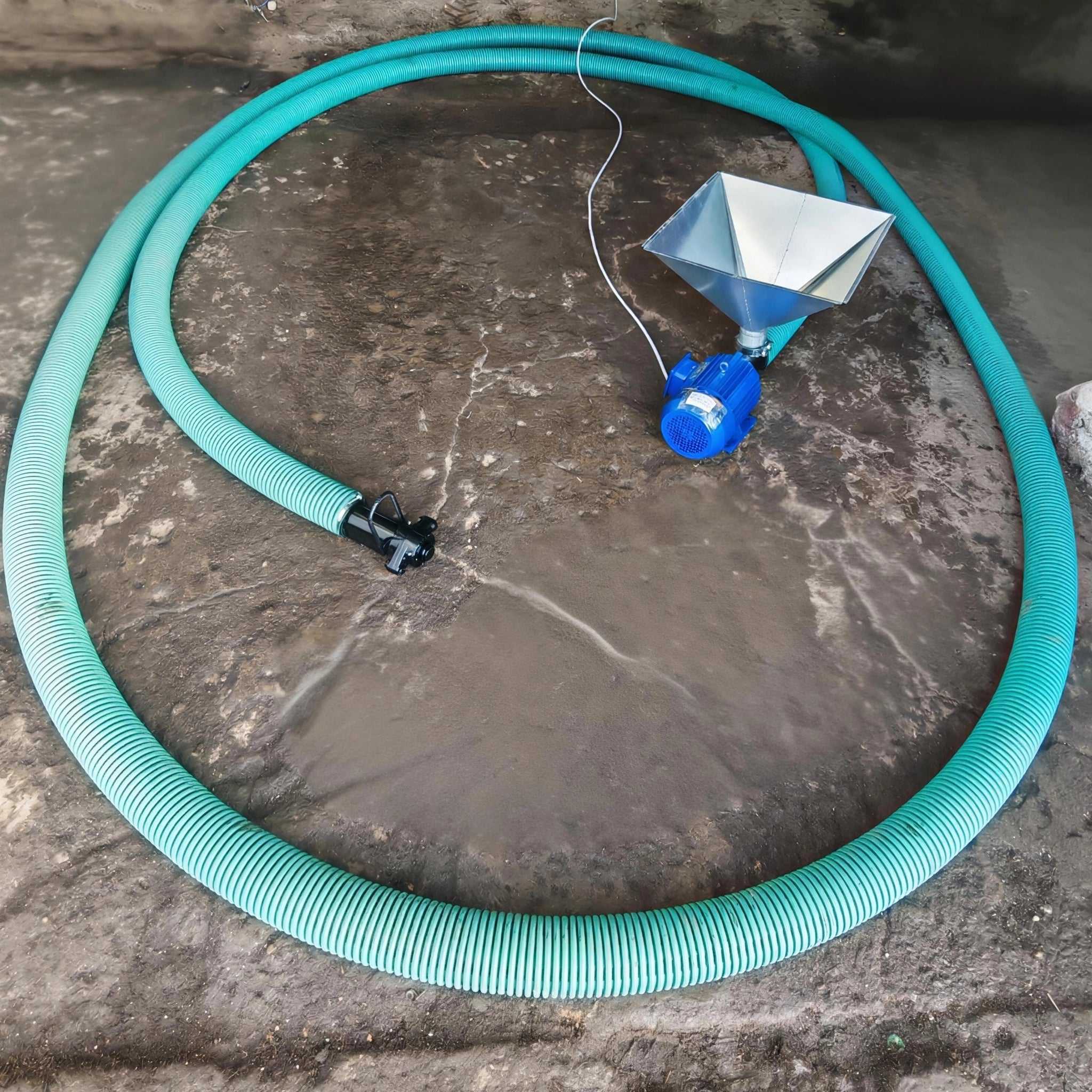 Flexibler Schneckenförderer 380 V mit Trichter