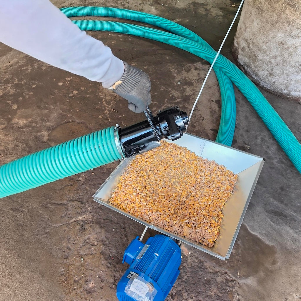 Flexibler Schneckenförderer 380 V mit Trichter