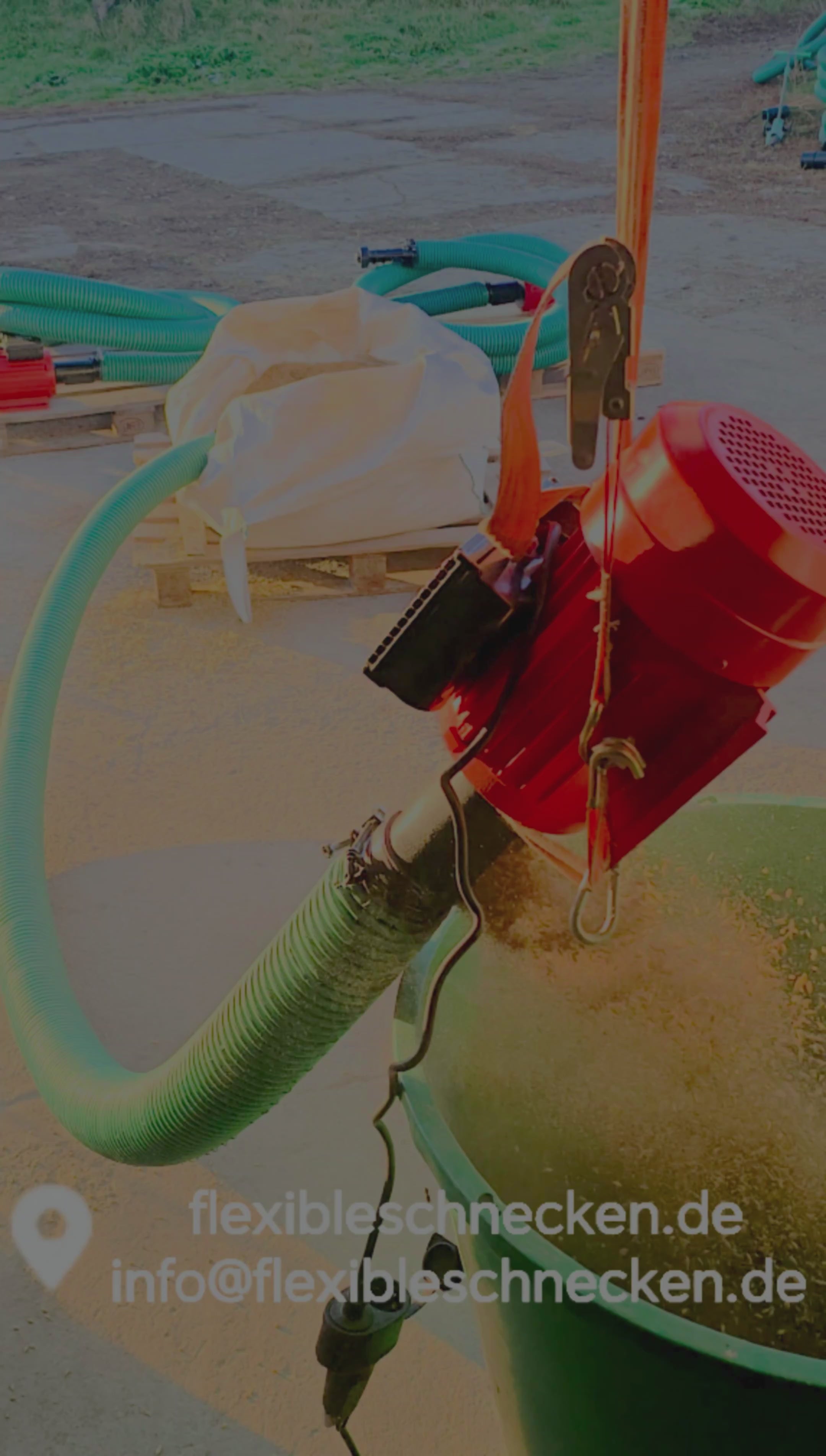 Förderschnecke mit 220-V-Motor - Flexible Schneckenförderer